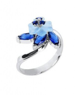 Кольцо серебряное "Цветы" с голубыми сапфировыми кварцами и корундами